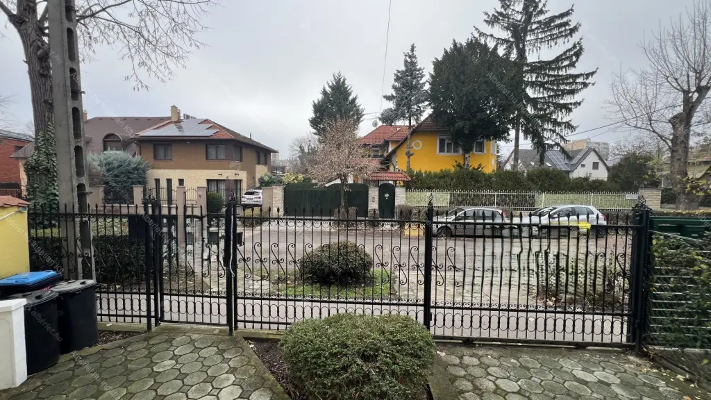 Kiadó albérlet 550000 Ft/hó áron: Budapest, XIV. kerület  Dorozsmai utca. Mérete: 300 nm, 6 szobás | Alberlet.hu - 6640065