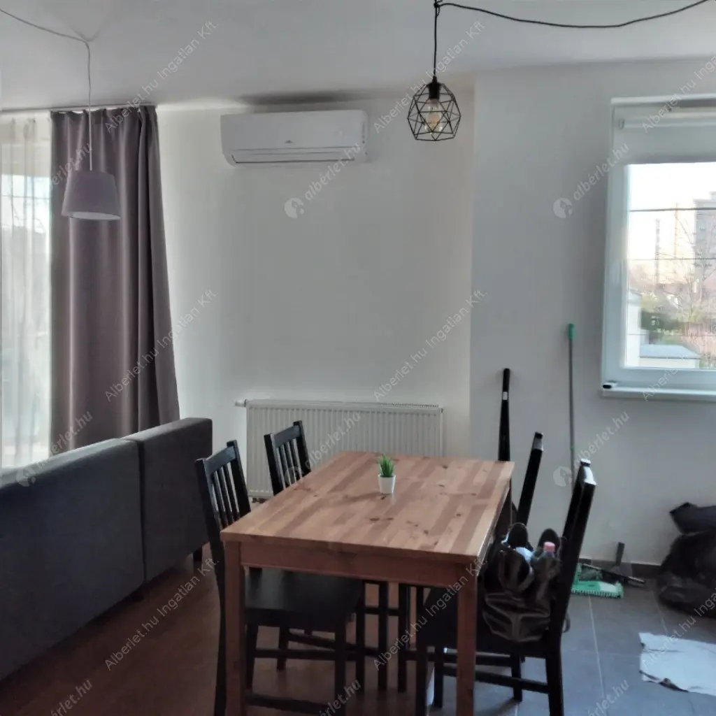 Kiadó albérlet 280000 Ft/hó áron: Budapest, XIV. kerület  Dorozsmai utca. Mérete: 50 nm, 2 szobás | Alberlet.hu - 6590631