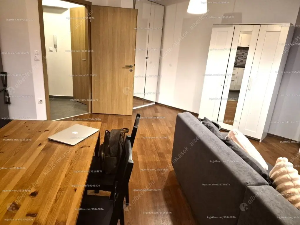 Kiadó albérlet 280000 Ft/hó áron: Budapest, XIV. kerület  Dorozsmai utca. Mérete: 50 nm, 2 szobás | Alberlet.hu - 6625878