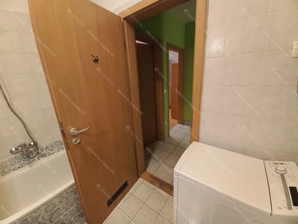 Kiadó albérlet 350000 Ft/hó áron: Budapest, XIV. kerület  Dorozsmai utca. Mérete: 65 nm, 3 szobás | Alberlet.hu - 6696088