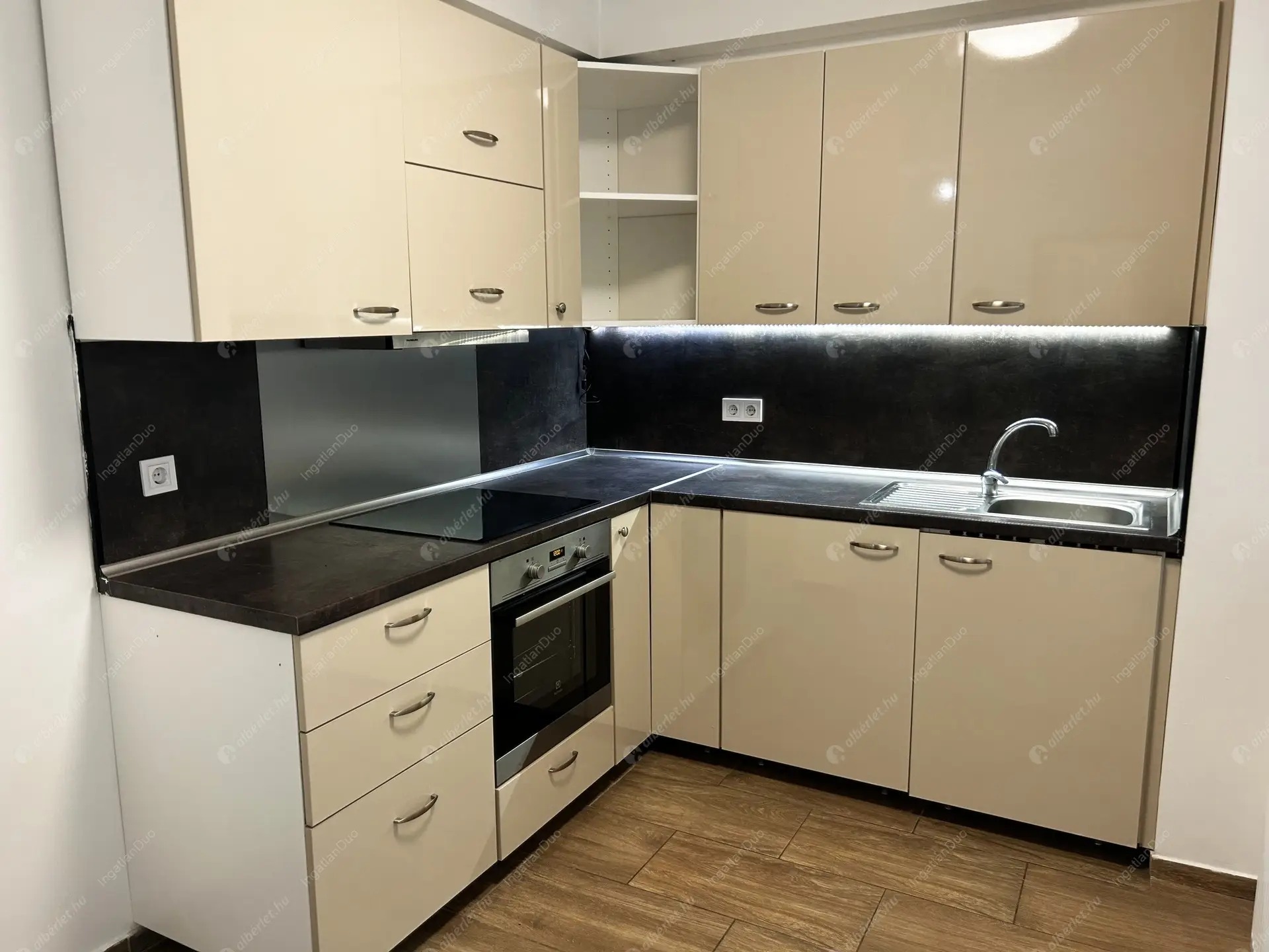 Kiadó albérlet 330000 Ft/hó áron: Budapest, XIV. kerület  Egressy út. Mérete: 65 nm, 3 szobás | Alberlet.hu - 6323821