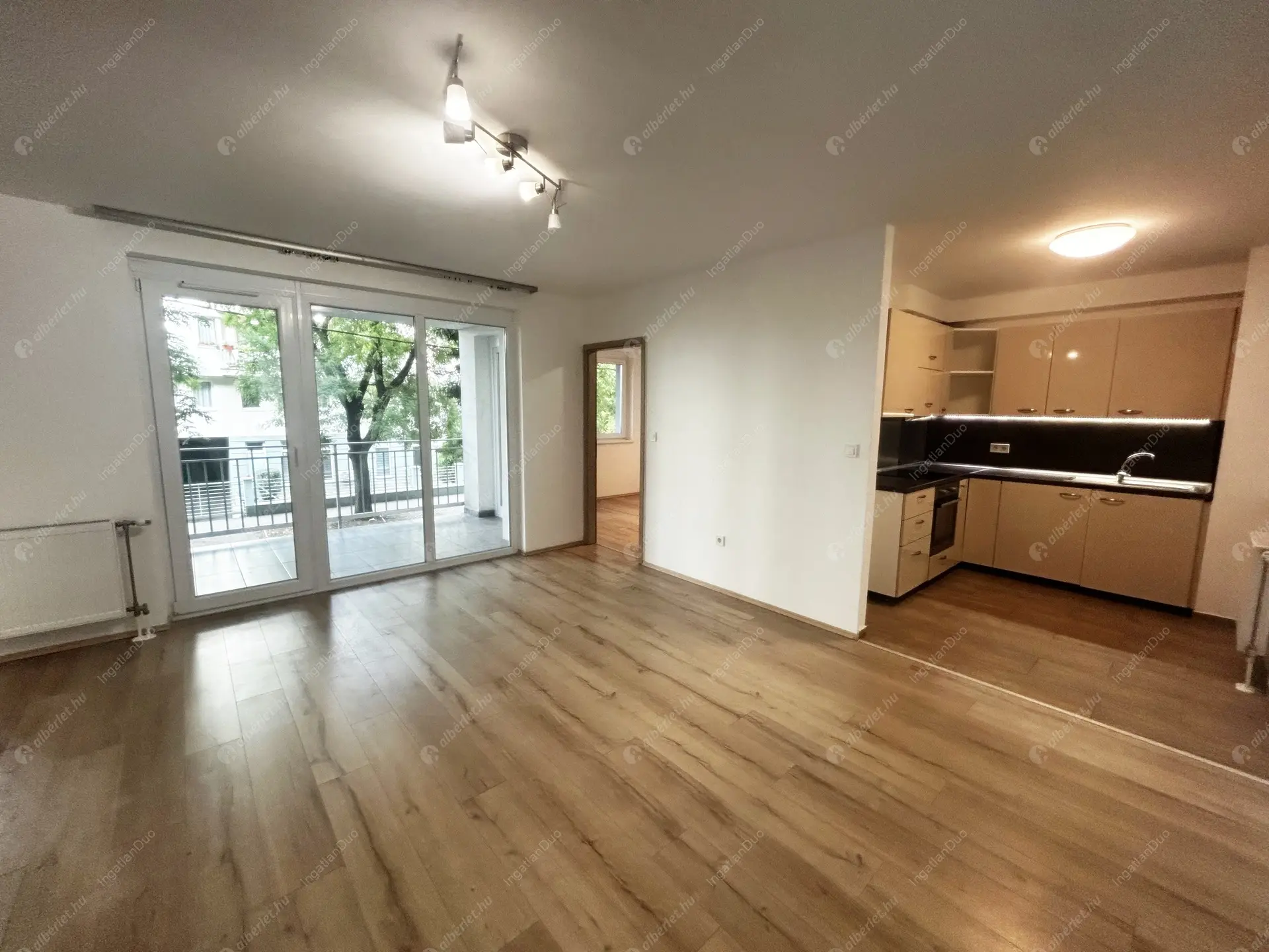 Kiadó albérlet 330000 Ft/hó áron: Budapest, XIV. kerület  Egressy út. Mérete: 65 nm, 3 szobás | Alberlet.hu - 6323826