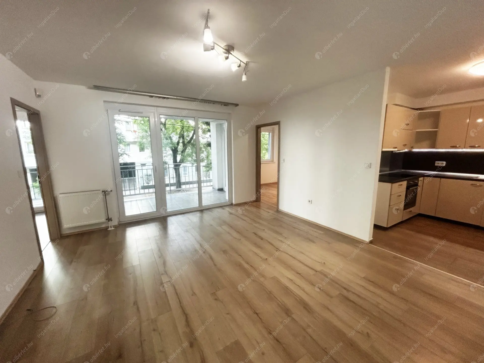 Kiadó albérlet 330000 Ft/hó áron: Budapest, XIV. kerület  Egressy út. Mérete: 65 nm, 3 szobás | Alberlet.hu - 6323827