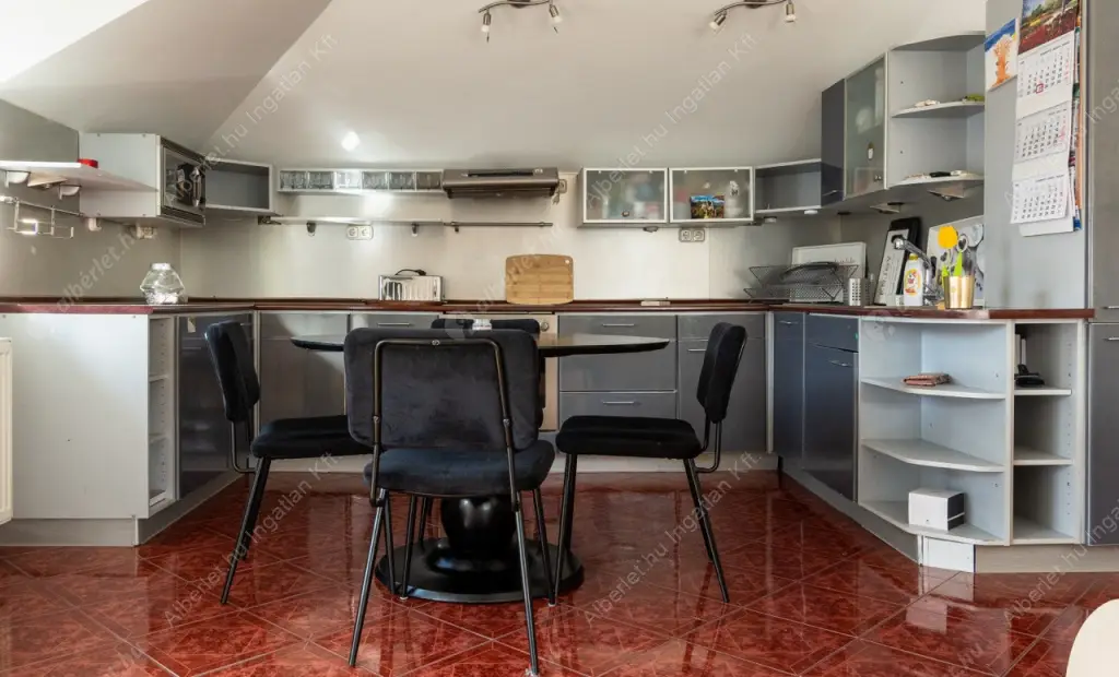 Kiadó albérlet 380000 Ft/hó áron: Budapest, XIV. kerület  Egressy út. Mérete: 85 nm, 3 szobás | Alberlet.hu - 6618528