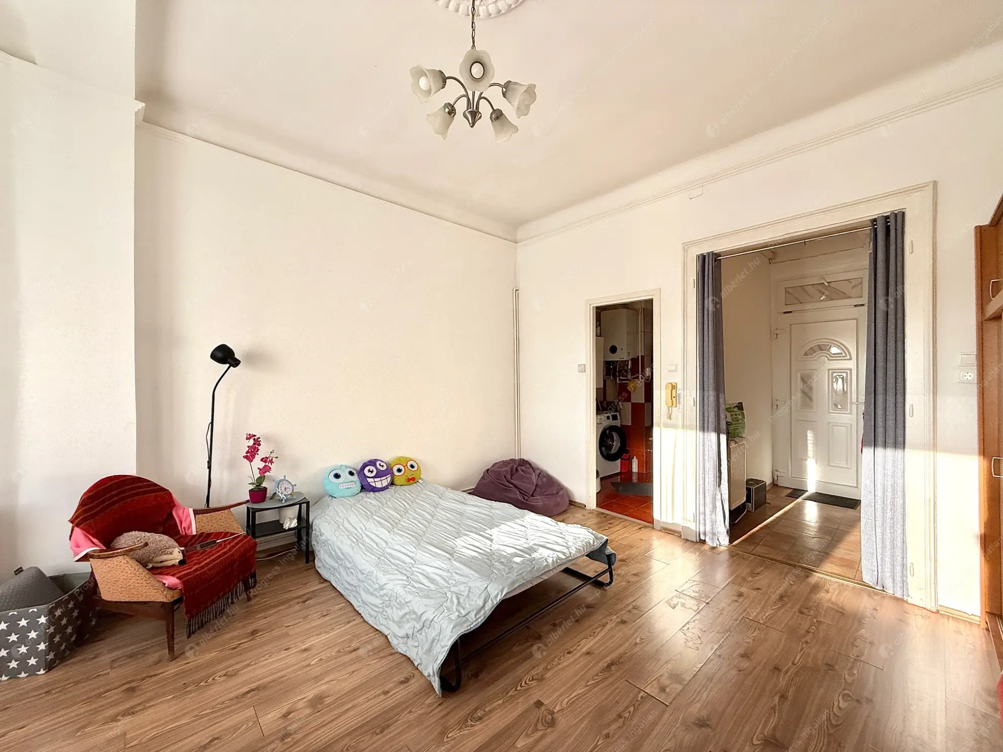 Kiadó albérlet 210000 Ft/hó áron: Budapest, XIV. kerület  Erzsébet királyné útja. Mérete: 39 nm, 1 szobás | Alberlet.hu - 6574877