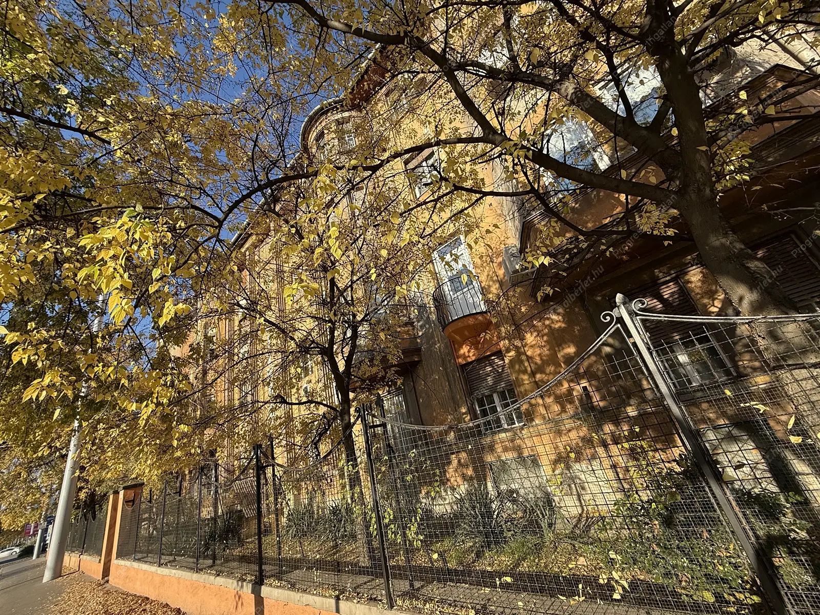 Kiadó albérlet 210000 Ft/hó áron: Budapest, XIV. kerület  Erzsébet királyné útja. Mérete: 39 nm, 1 szobás | Alberlet.hu - 6574901