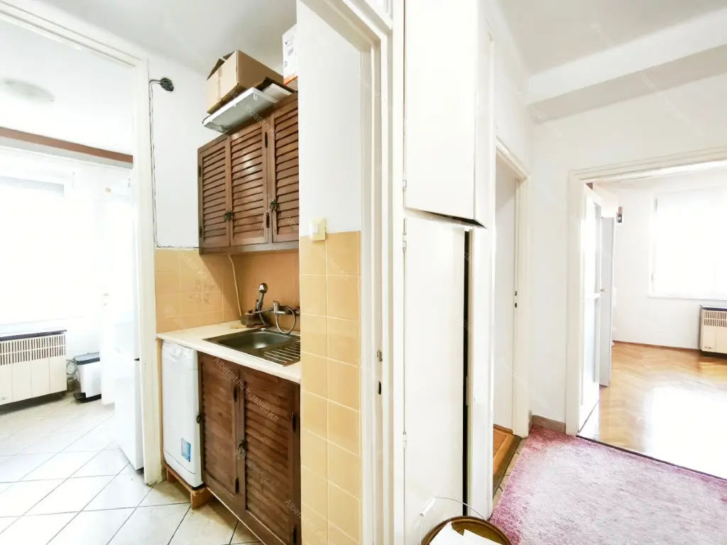 Kiadó albérlet 220000 Ft/hó áron: Budapest, XIV. kerület  Erzsébet királyné útja. Mérete: 53 nm, 2 szobás | Alberlet.hu - 6696386