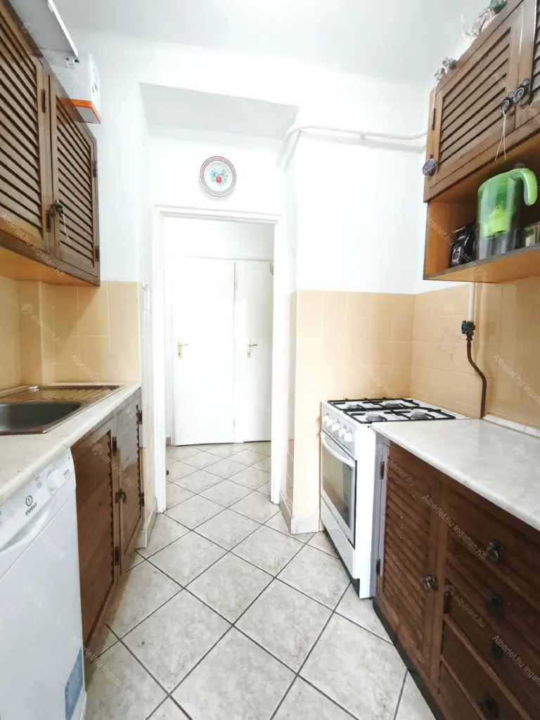 Kiadó albérlet 220000 Ft/hó áron: Budapest, XIV. kerület  Erzsébet királyné útja. Mérete: 53 nm, 2 szobás | Alberlet.hu - 6696395