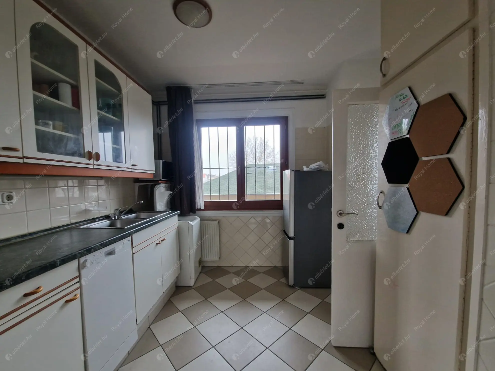 Kiadó albérlet 215000 Ft/hó áron: Budapest, XIV. kerület  Erzsébet királyné útja. Mérete: 54 nm, 2 szobás | Alberlet.hu - 6593647
