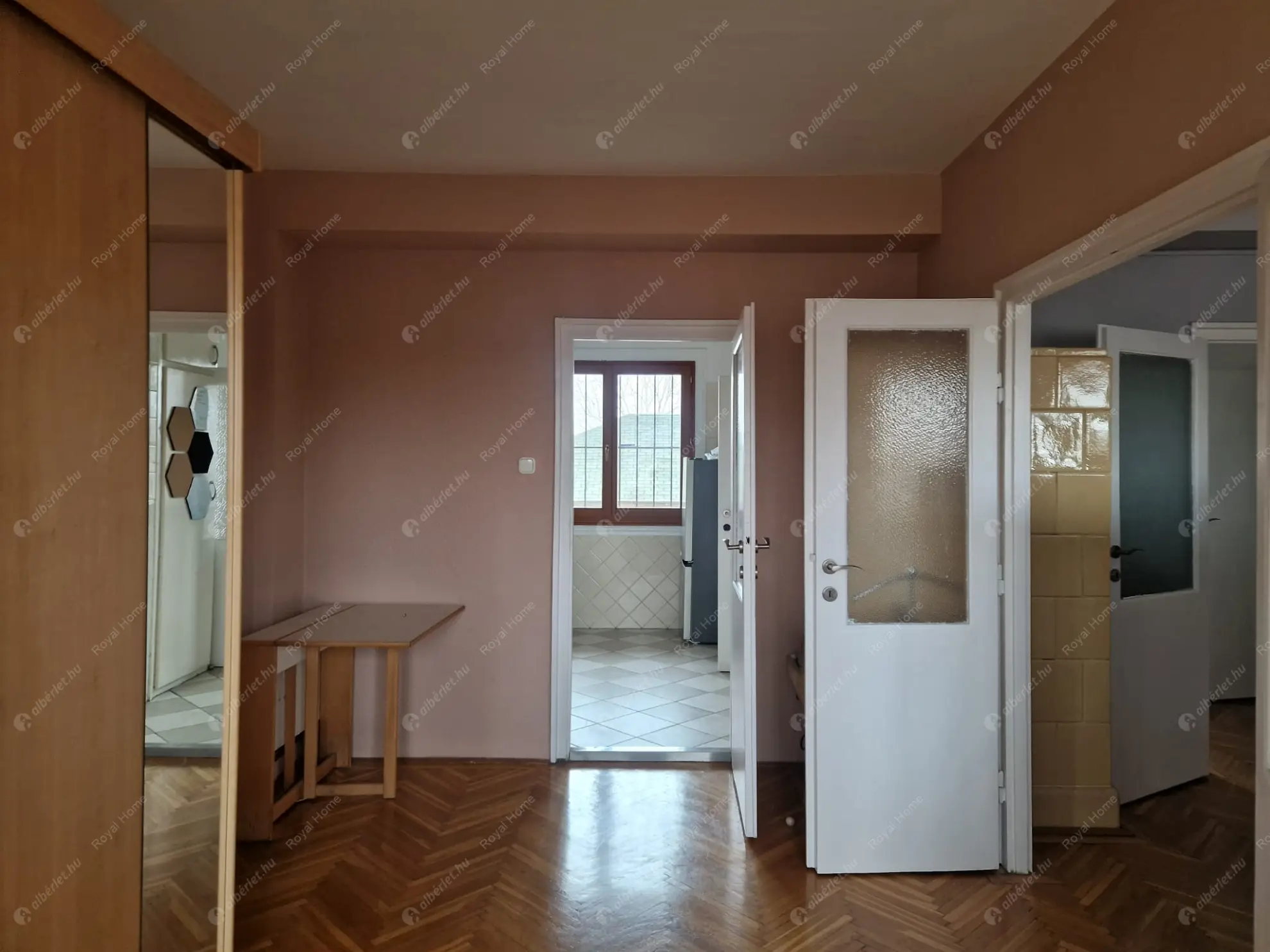 Kiadó albérlet 215000 Ft/hó áron: Budapest, XIV. kerület  Erzsébet királyné útja. Mérete: 54 nm, 2 szobás | Alberlet.hu - 6593653