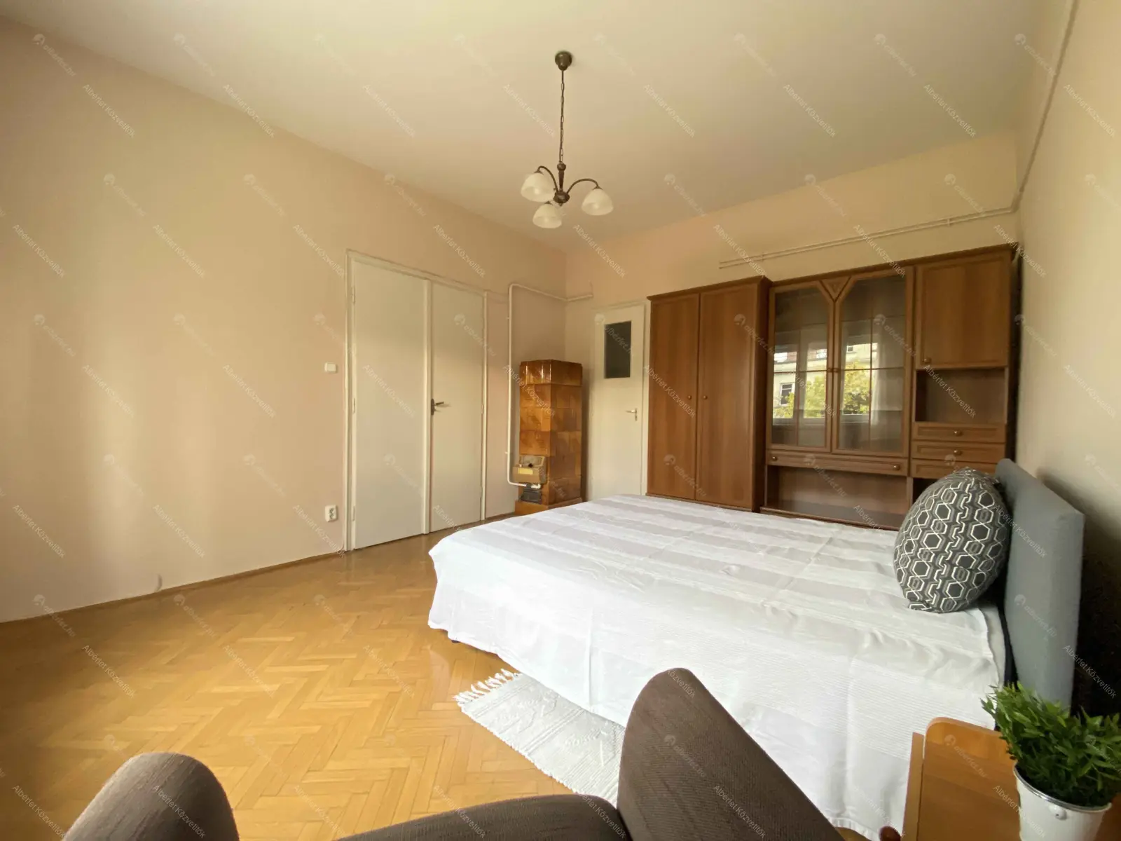 Kiadó albérlet 185000 Ft/hó áron: Budapest, XIV. kerület  Erzsébet királyné útja. Mérete: 73 nm, 2 szobás | Alberlet.hu - 6652613