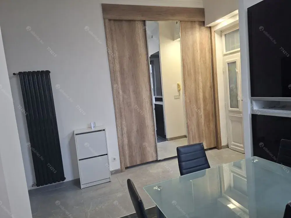 Kiadó albérlet 280000 Ft/hó áron: Budapest, XIV. kerület  Erzsébet királyné útja. Mérete: 74 nm, 2 szobás | Alberlet.hu - 6649670