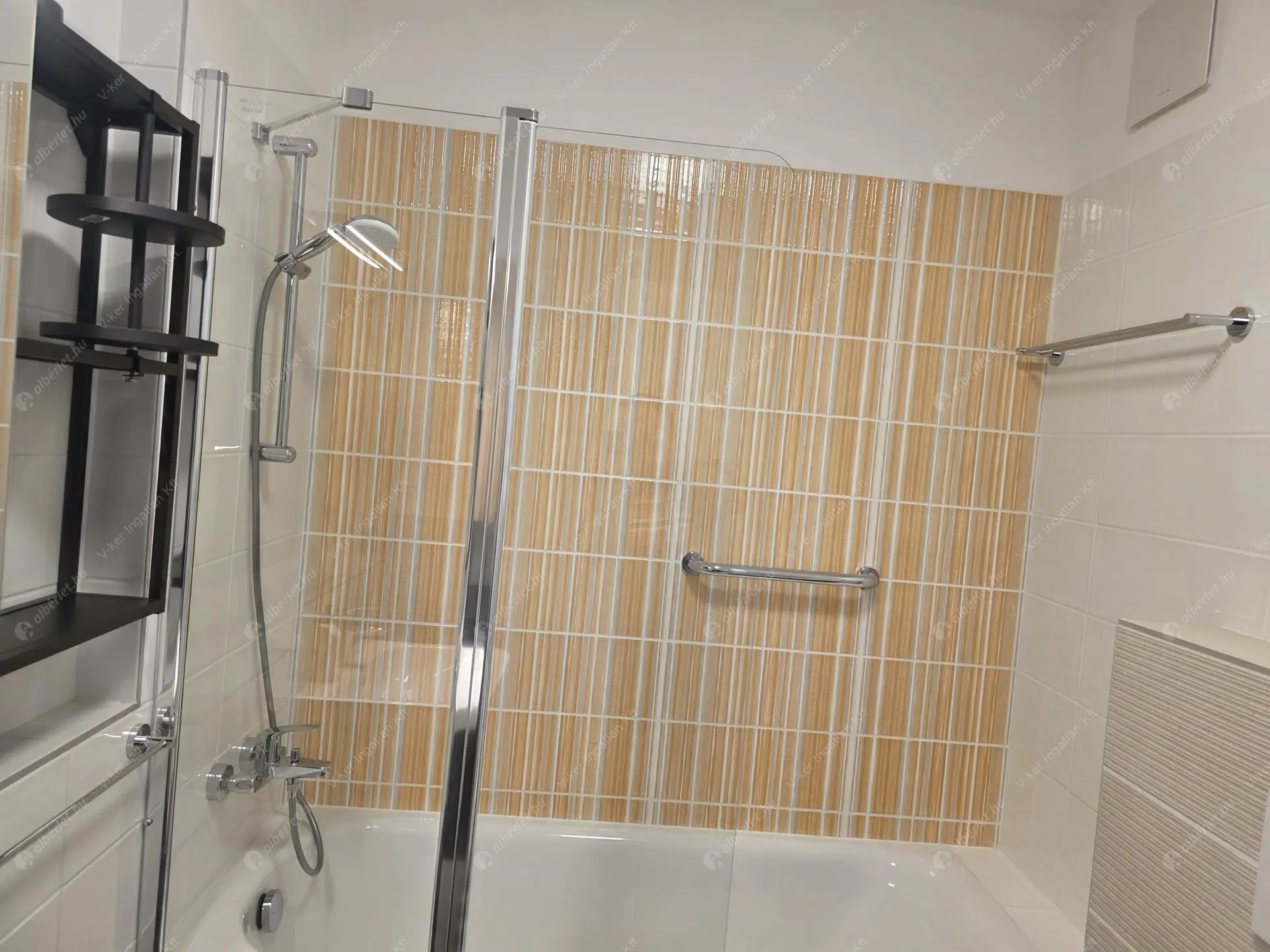 Kiadó albérlet 350000 Ft/hó áron: Budapest, XIV. kerület  Fischer István utca. Mérete: 42 nm, 1 szobás | Alberlet.hu - 6496860