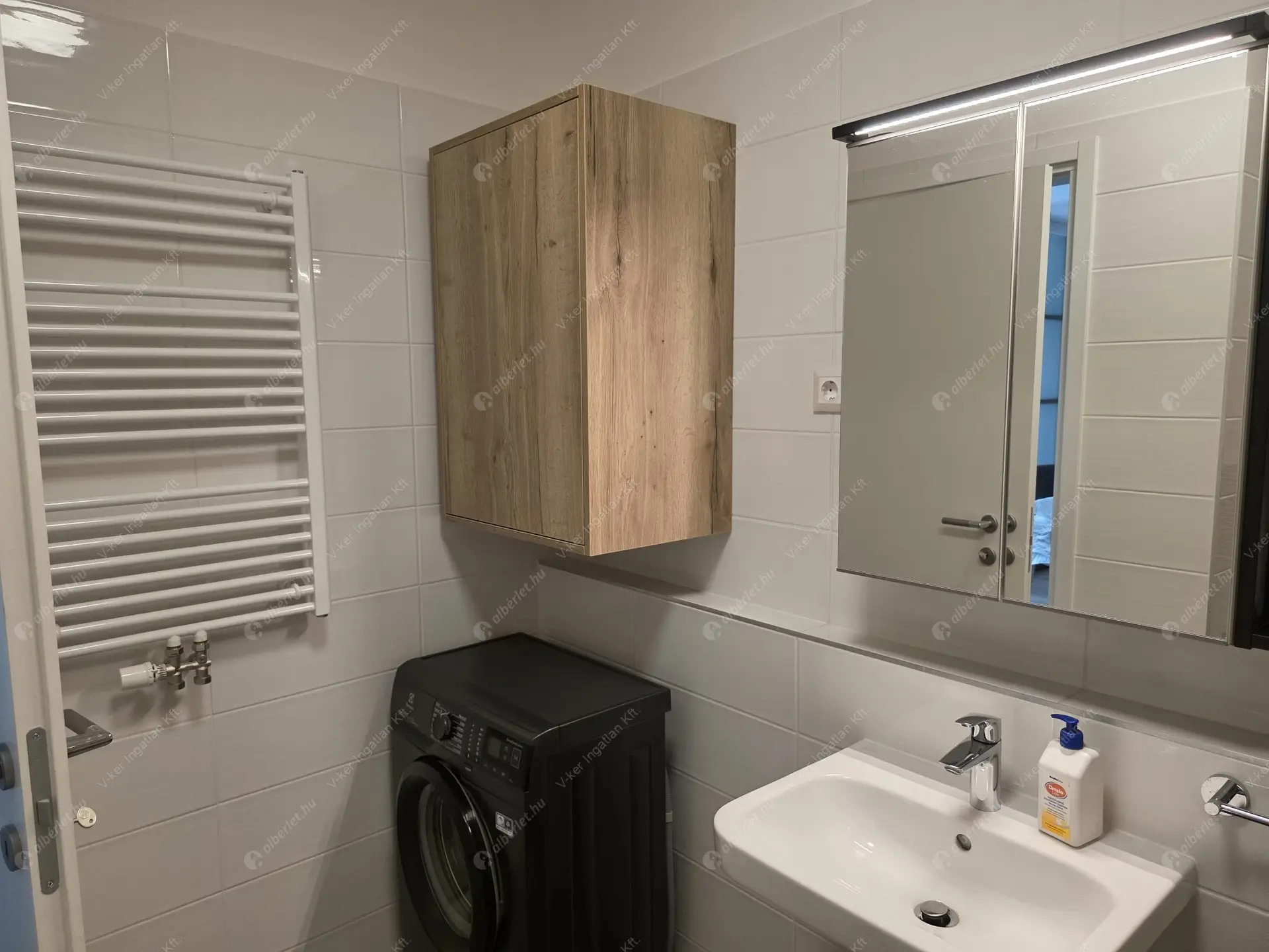 Kiadó albérlet 350000 Ft/hó áron: Budapest, XIV. kerület  Fischer István utca. Mérete: 42 nm, 1 szobás | Alberlet.hu - 6496861