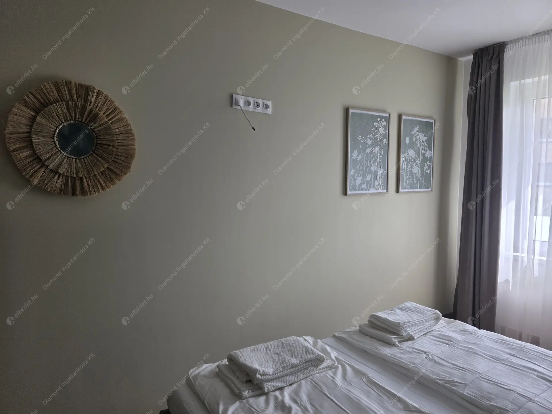 Kiadó albérlet 350000 Ft/hó áron: Budapest, XIV. kerület  Fischer István utca. Mérete: 42 nm, 1 szobás | Alberlet.hu - 6497188