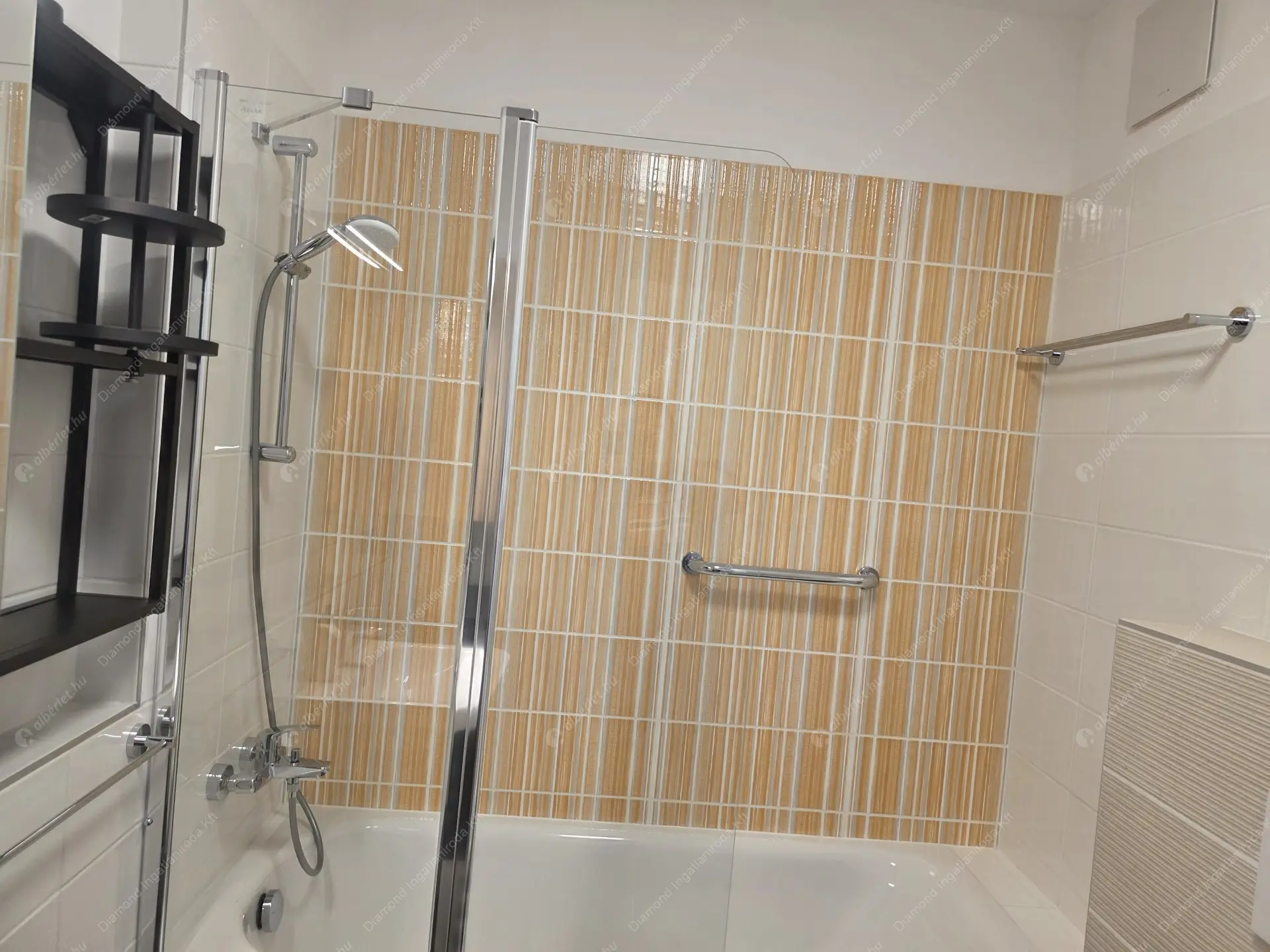 Kiadó albérlet 350000 Ft/hó áron: Budapest, XIV. kerület  Fischer István utca. Mérete: 42 nm, 1 szobás | Alberlet.hu - 6497191