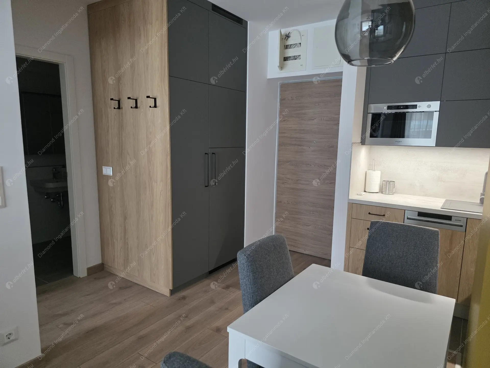 Kiadó albérlet 350000 Ft/hó áron: Budapest, XIV. kerület  Fischer István utca. Mérete: 42 nm, 1 szobás | Alberlet.hu - 6497197