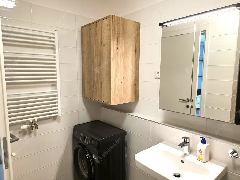 Kiadó albérlet 350000 Ft/hó áron: Budapest, XIV. kerület  Fischer István utca. Mérete: 42 nm, 1 szobás | Alberlet.hu - 6524757