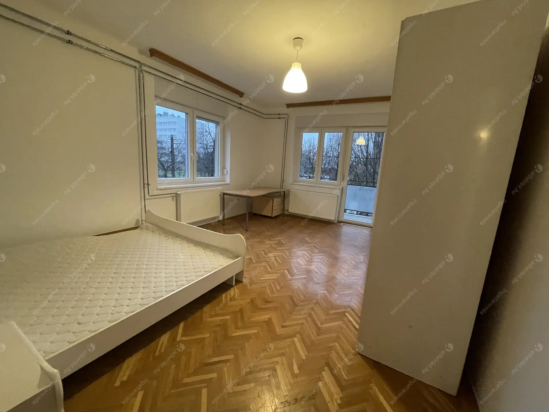 Kiadó albérlet 295000 Ft/hó áron: Budapest, XIV. kerület  Fogarasi út. Mérete: 70 nm, 3 szobás | Alberlet.hu - 5861939