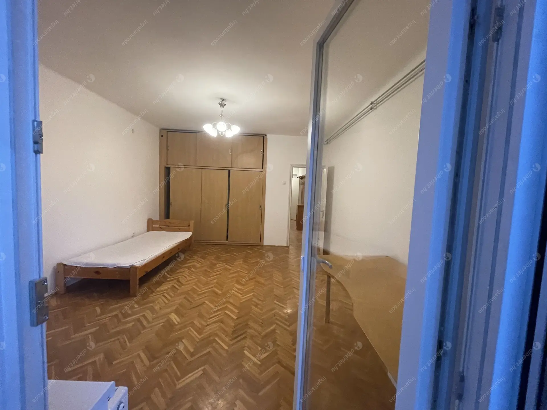 Kiadó albérlet 295000 Ft/hó áron: Budapest, XIV. kerület  Fogarasi út. Mérete: 70 nm, 3 szobás | Alberlet.hu - 5861950