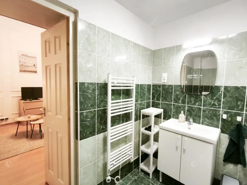 Kiadó albérlet 175000 Ft/hó áron: Budapest, XIV. kerület  Gizella út. Mérete: 34 nm, 1 szobás | Alberlet.hu - 6589498