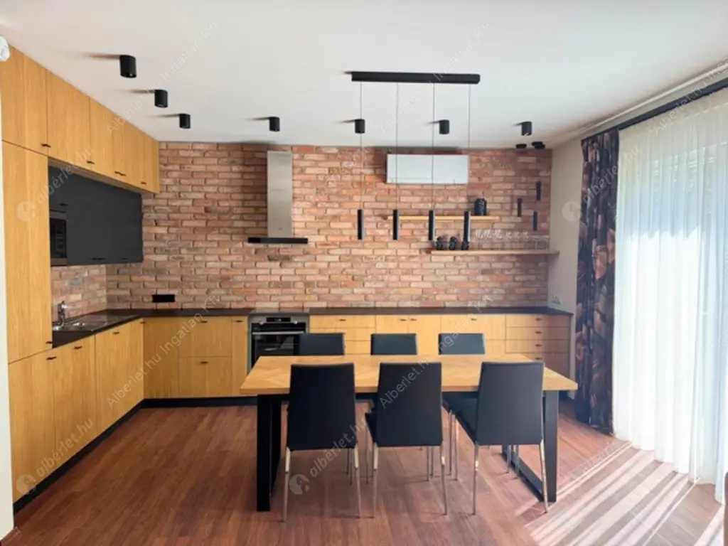 Kiadó albérlet 890000 Ft/hó áron: Budapest, XIV. kerület  Gyertyán utca. Mérete: 110 nm, 4 szobás | Alberlet.hu - 6551304