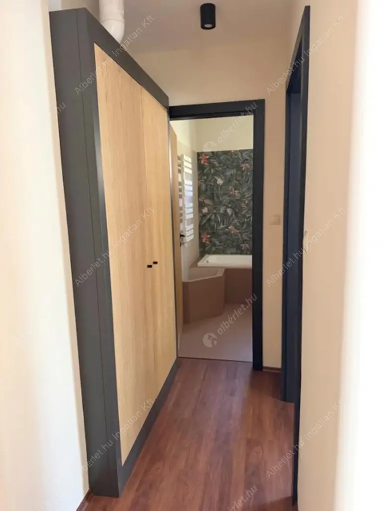Kiadó albérlet 890000 Ft/hó áron: Budapest, XIV. kerület  Gyertyán utca. Mérete: 110 nm, 4 szobás | Alberlet.hu - 6551315
