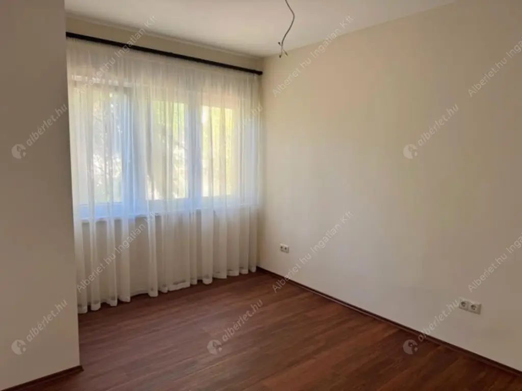 Kiadó albérlet 890000 Ft/hó áron: Budapest, XIV. kerület  Gyertyán utca. Mérete: 110 nm, 4 szobás | Alberlet.hu - 6551323