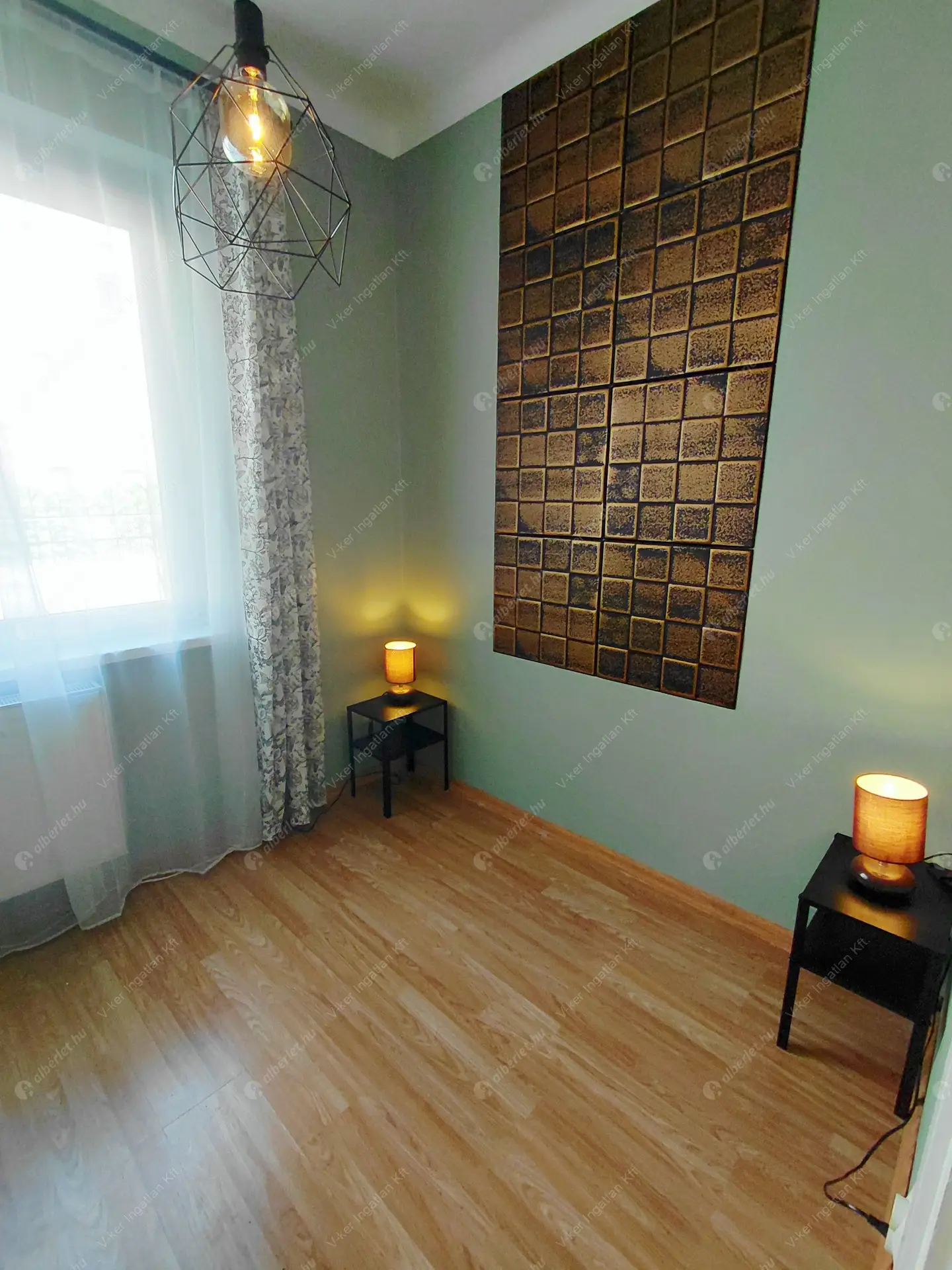 Kiadó albérlet 260000 Ft/hó áron: Budapest, XIV. kerület  Hermina út. Mérete: 49 nm, 1 szobás | Alberlet.hu - 6525834