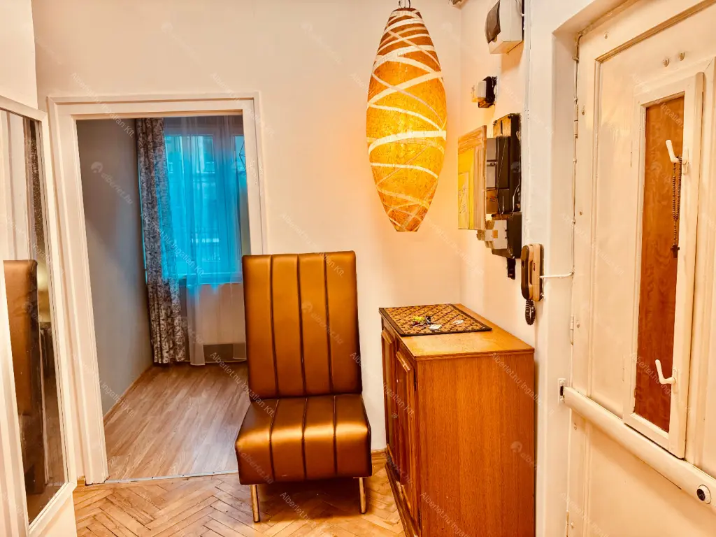 Kiadó albérlet 260000 Ft/hó áron: Budapest, XIV. kerület  Hermina út. Mérete: 49 nm, 2 szobás | Alberlet.hu - 6648168