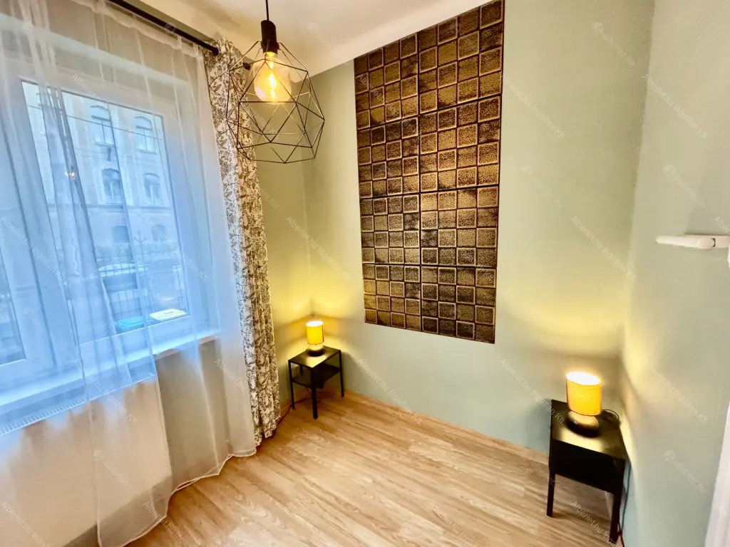 Kiadó albérlet 260000 Ft/hó áron: Budapest, XIV. kerület  Hermina út. Mérete: 49 nm, 2 szobás | Alberlet.hu - 6648172