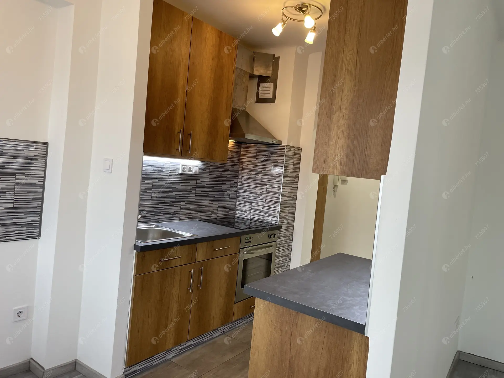 Kiadó albérlet 192000 Ft/hó áron: Budapest, XIV. kerület  Hungária körút. Mérete: 32 nm, 1 szobás | Alberlet.hu - 6096360