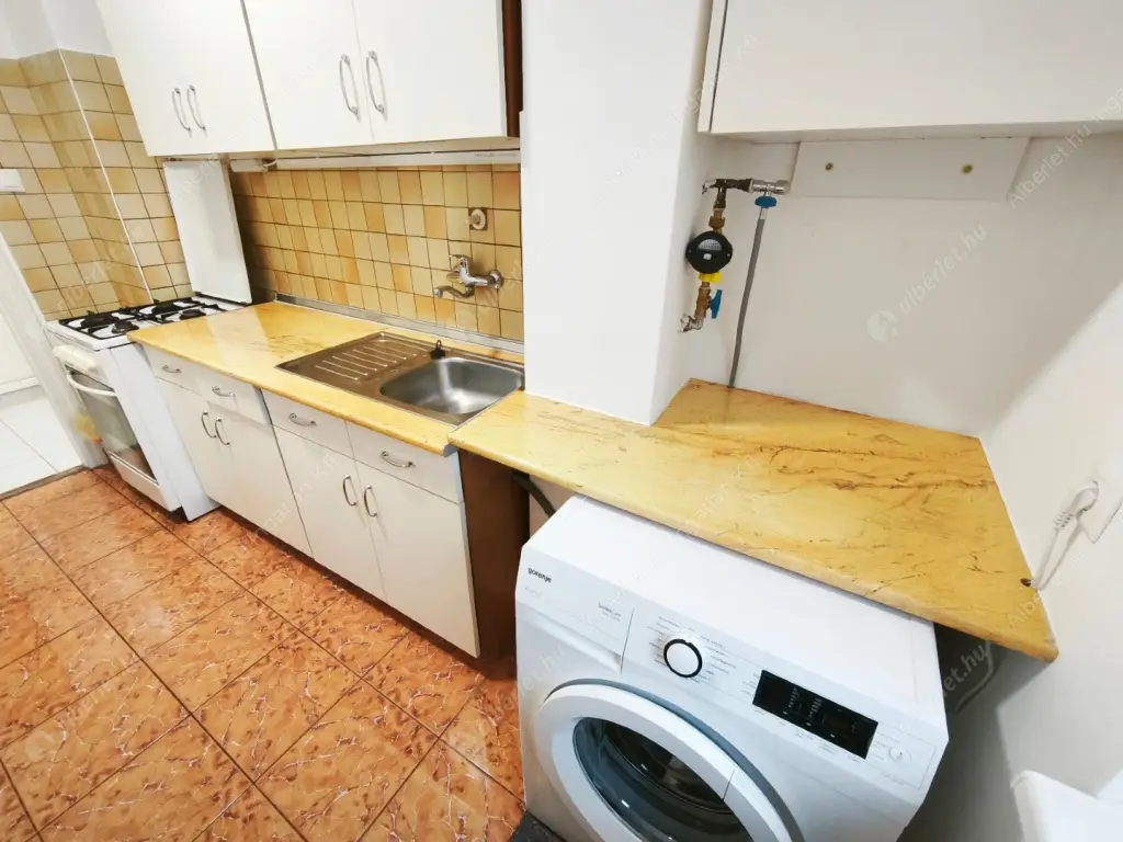 Kiadó albérlet 210000 Ft/hó áron: Budapest, XIV. kerület  Hungária körút. Mérete: 39 nm, 1 szobás | Alberlet.hu - 6582069