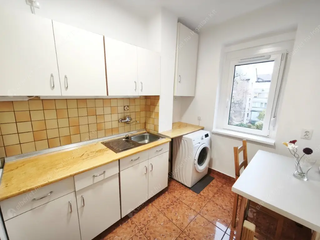 Kiadó albérlet 210000 Ft/hó áron: Budapest, XIV. kerület  Hungária körút. Mérete: 39 nm, 1 szobás | Alberlet.hu - 6582072