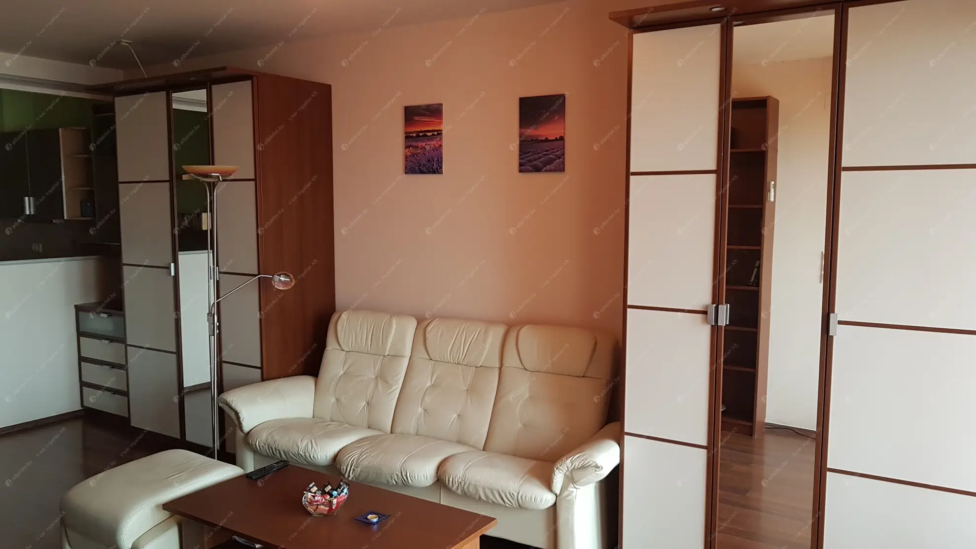 Kiadó albérlet 240000 Ft/hó áron: Budapest, XIV. kerület  Istvánmezei út. Mérete: 43 nm, 1 szobás | Alberlet.hu - 6564202