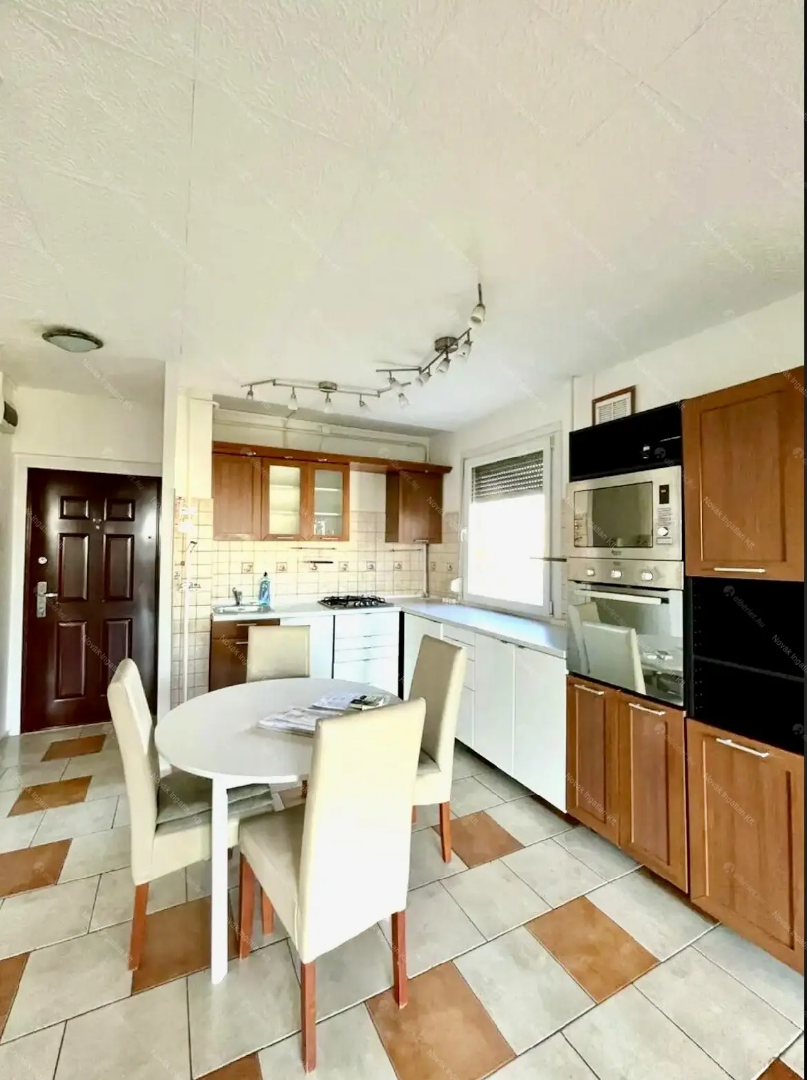 Kiadó albérlet 260000 Ft/hó áron: Budapest, XIV. kerület  Jerney utca. Mérete: 57 nm, 1 szobás | Alberlet.hu - 6670537