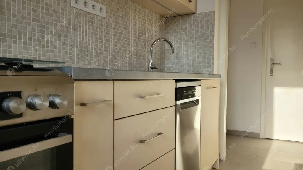 Kiadó albérlet 200000 Ft/hó áron: Budapest, XIV. kerület  Kacsóh Pongrác út. Mérete: 43 nm, 2 szobás | Alberlet.hu - 6597214