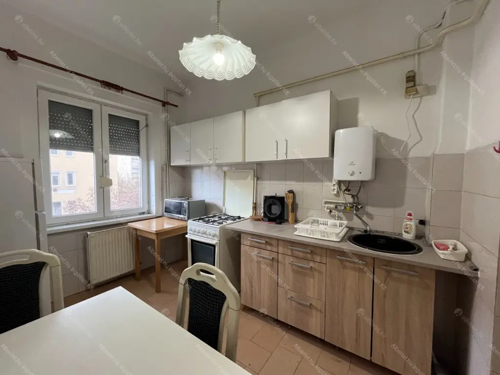 Kiadó albérlet 220000 Ft/hó áron: Budapest, XIV. kerület  Kalapács utca. Mérete: 67 nm, 3 szobás | Alberlet.hu - 6695266