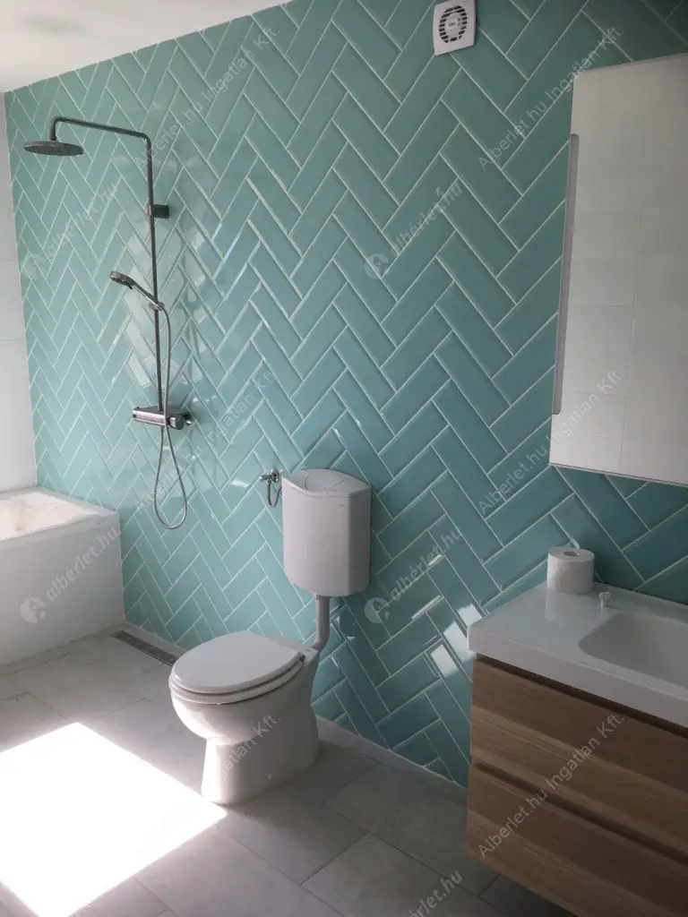 Kiadó albérlet 690000 Ft/hó áron: Budapest, XIV. kerület  Kassai utca. Mérete: 220 nm, 6 szobás | Alberlet.hu - 6559421