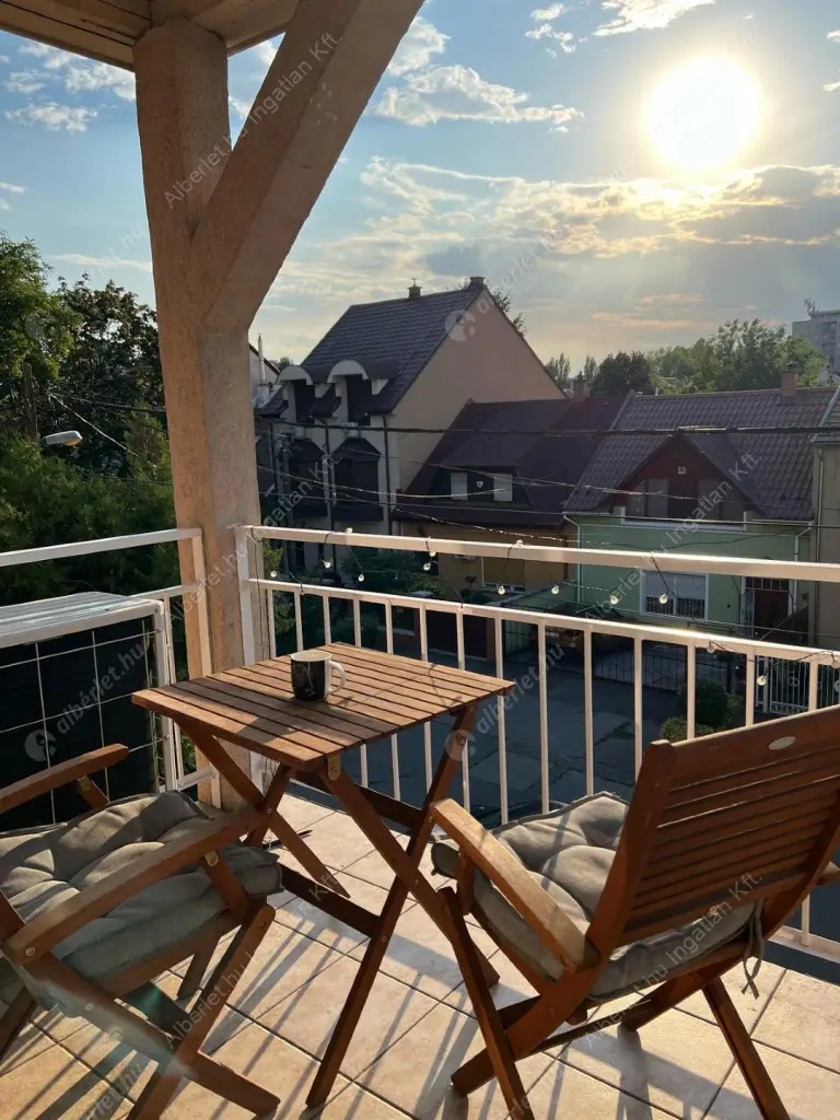 Kiadó albérlet 690000 Ft/hó áron: Budapest, XIV. kerület  Kassai utca. Mérete: 220 nm, 6 szobás | Alberlet.hu - 6559423