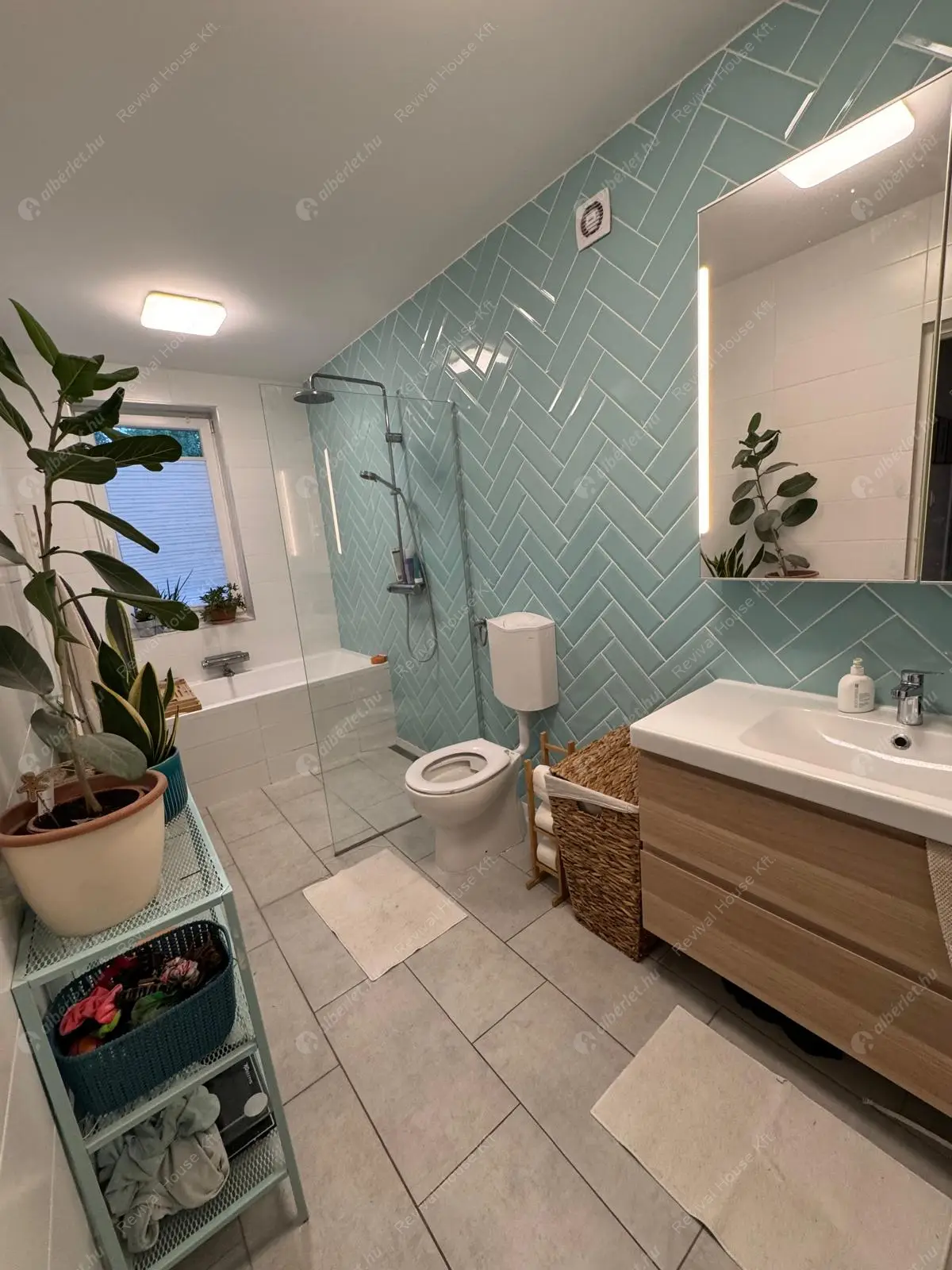 Kiadó albérlet 650000 Ft/hó áron: Budapest, XIV. kerület  Kassai utca. Mérete: 220 nm, 8 szobás | Alberlet.hu - 6507242