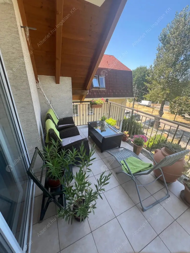 Kiadó albérlet 390000 Ft/hó áron: Budapest, XIV. kerület  Kerékgyártó utca. Mérete: 75 nm, 1 szobás | Alberlet.hu - 6524583