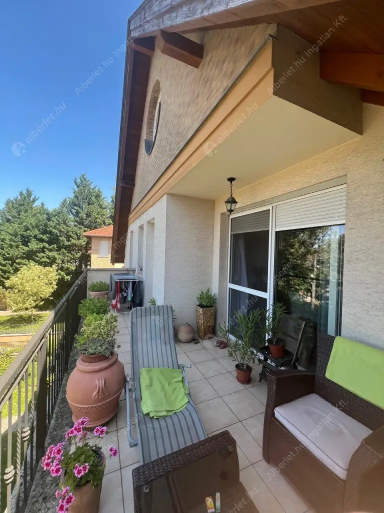 Kiadó albérlet 390000 Ft/hó áron: Budapest, XIV. kerület  Kerékgyártó utca. Mérete: 75 nm, 1 szobás | Alberlet.hu - 6524584