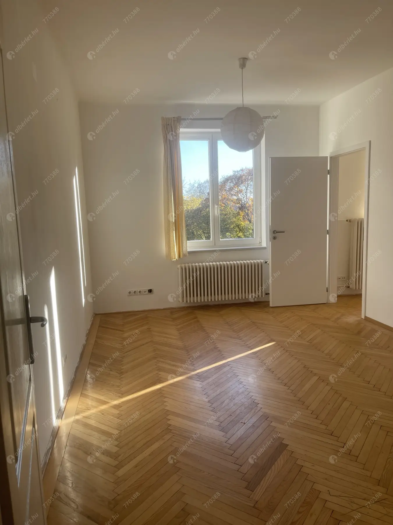 Kiadó albérlet 170000 Ft/hó áron: Budapest, XIV. kerület  Kerepesi út. Mérete: 40 nm, 2 szobás | Alberlet.hu - 6571452