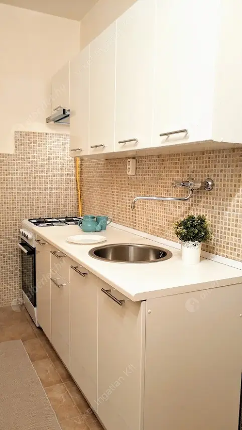 Kiadó albérlet 220000 Ft/hó áron: Budapest, XIV. kerület  Kerepesi út. Mérete: 46 nm, 1 szobás | Alberlet.hu - 6588207