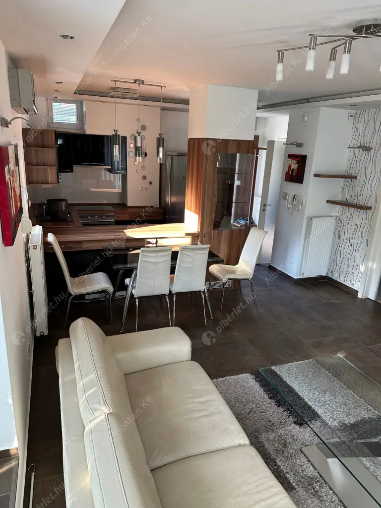 Kiadó albérlet 314000 Ft/hó áron: Budapest, XIV. kerület  Komócsy utca. Mérete: 50 nm, 2 szobás | Alberlet.hu - 6628621