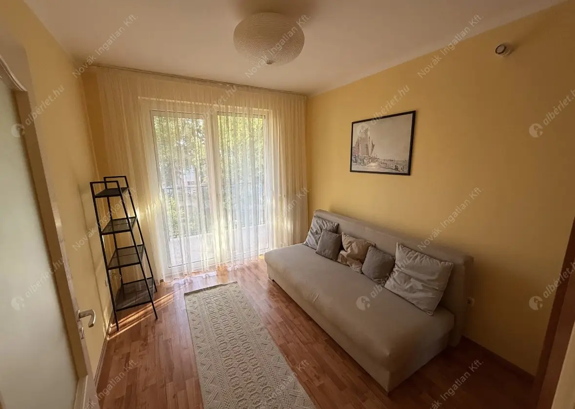 Kiadó albérlet 250000 Ft/hó áron: Budapest, XIV. kerület  Mályva tér. Mérete: 43 nm, 2 szobás | Alberlet.hu - 6568741