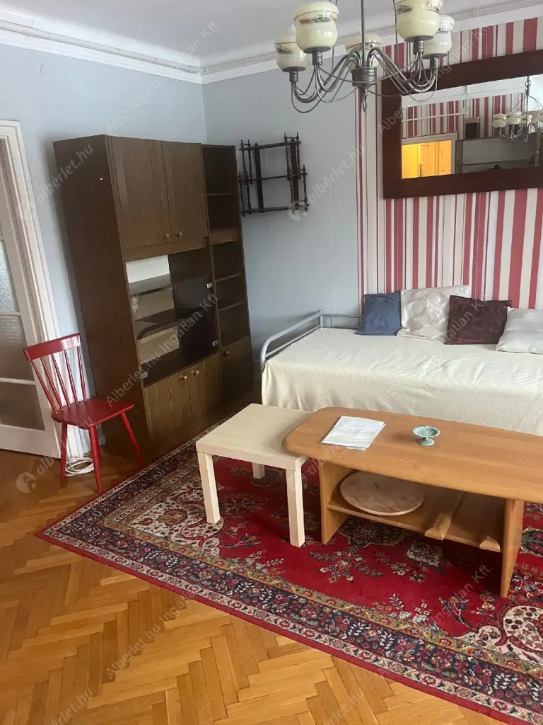 Kiadó albérlet 250000 Ft/hó áron: Budapest, XIV. kerület  Mexikói út. Mérete: 52 nm, 1 szobás | Alberlet.hu - 6626170