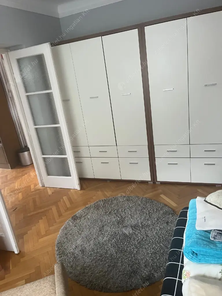 Kiadó albérlet 250000 Ft/hó áron: Budapest, XIV. kerület  Mexikói út. Mérete: 52 nm, 1 szobás | Alberlet.hu - 6626176