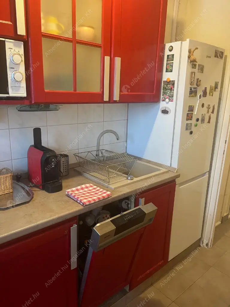 Kiadó albérlet 250000 Ft/hó áron: Budapest, XIV. kerület  Mexikói út. Mérete: 52 nm, 1 szobás | Alberlet.hu - 6626180